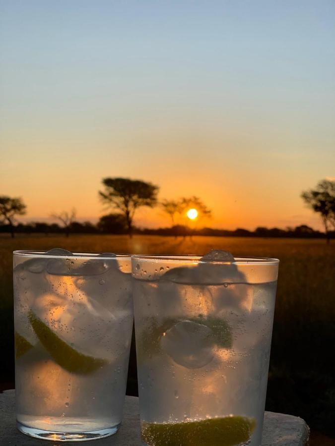 Africa Awaits Lodge & Safaris Gobabis Bagian luar foto